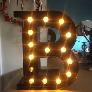 Light up letter